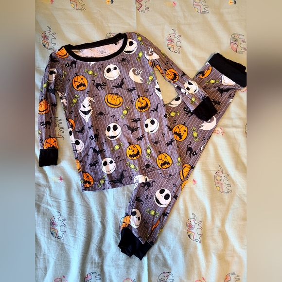 Little Sleepies NBC Pijamas🖤🎃 - Picture 1 of 5